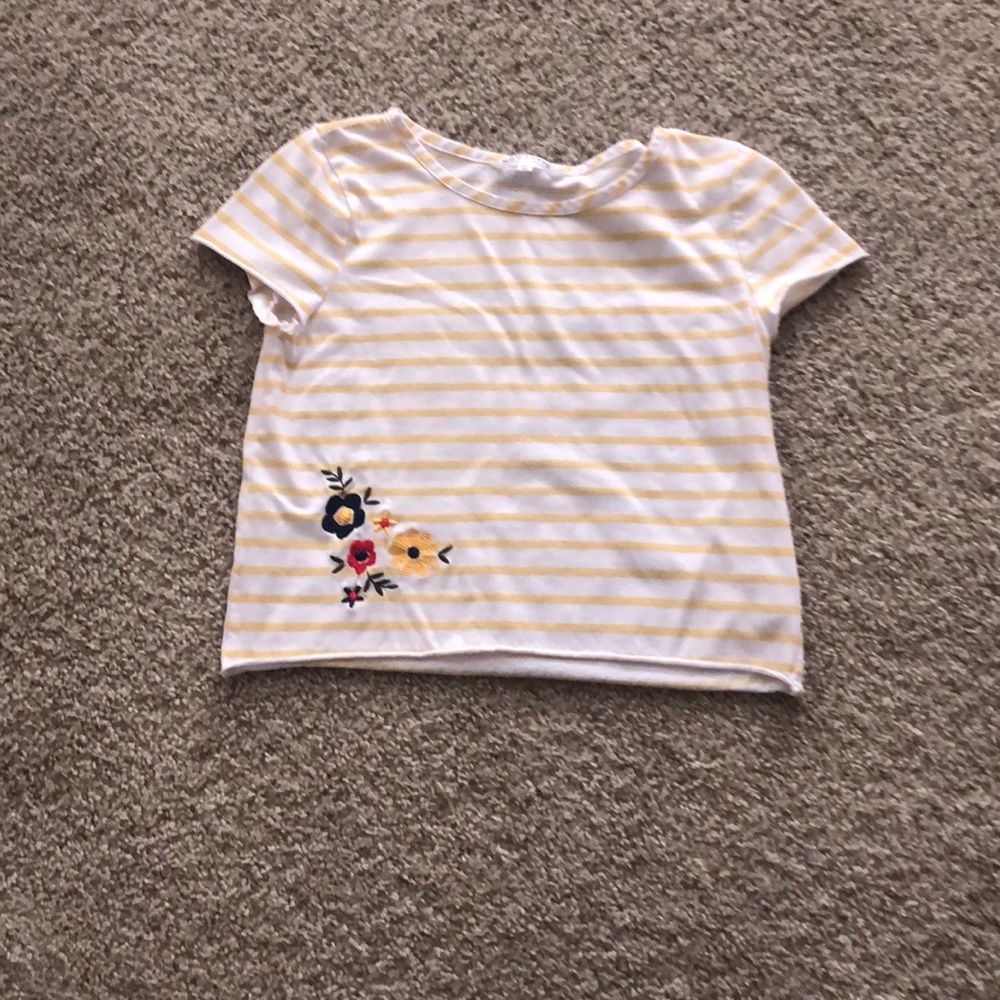Yellow striped shirt from the brand nowadays Large